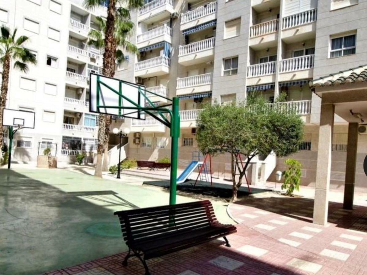 Luxury Beach Apartment Torrevieja Eksteriør billede